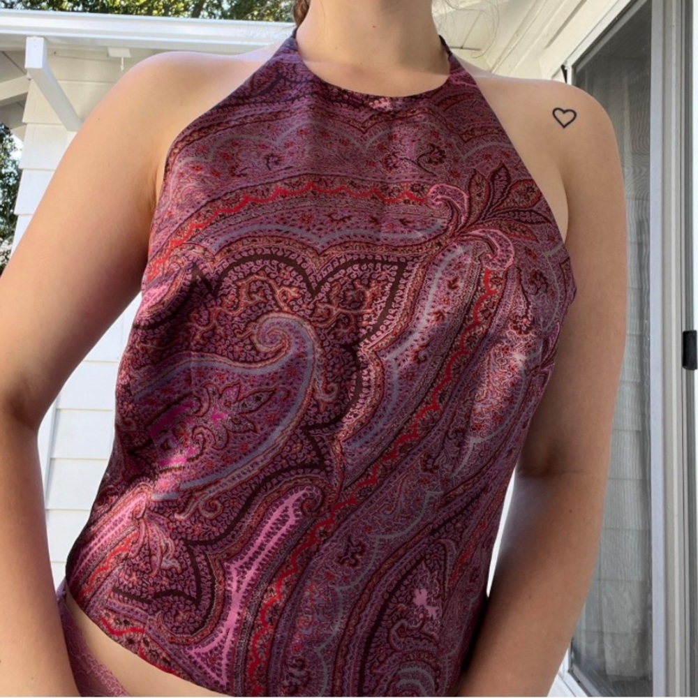 Ann Taylor Loft Halter Top Purple Pink Paisley Beaded Tie Back Tassels Size 8 - Picture 2 of 10